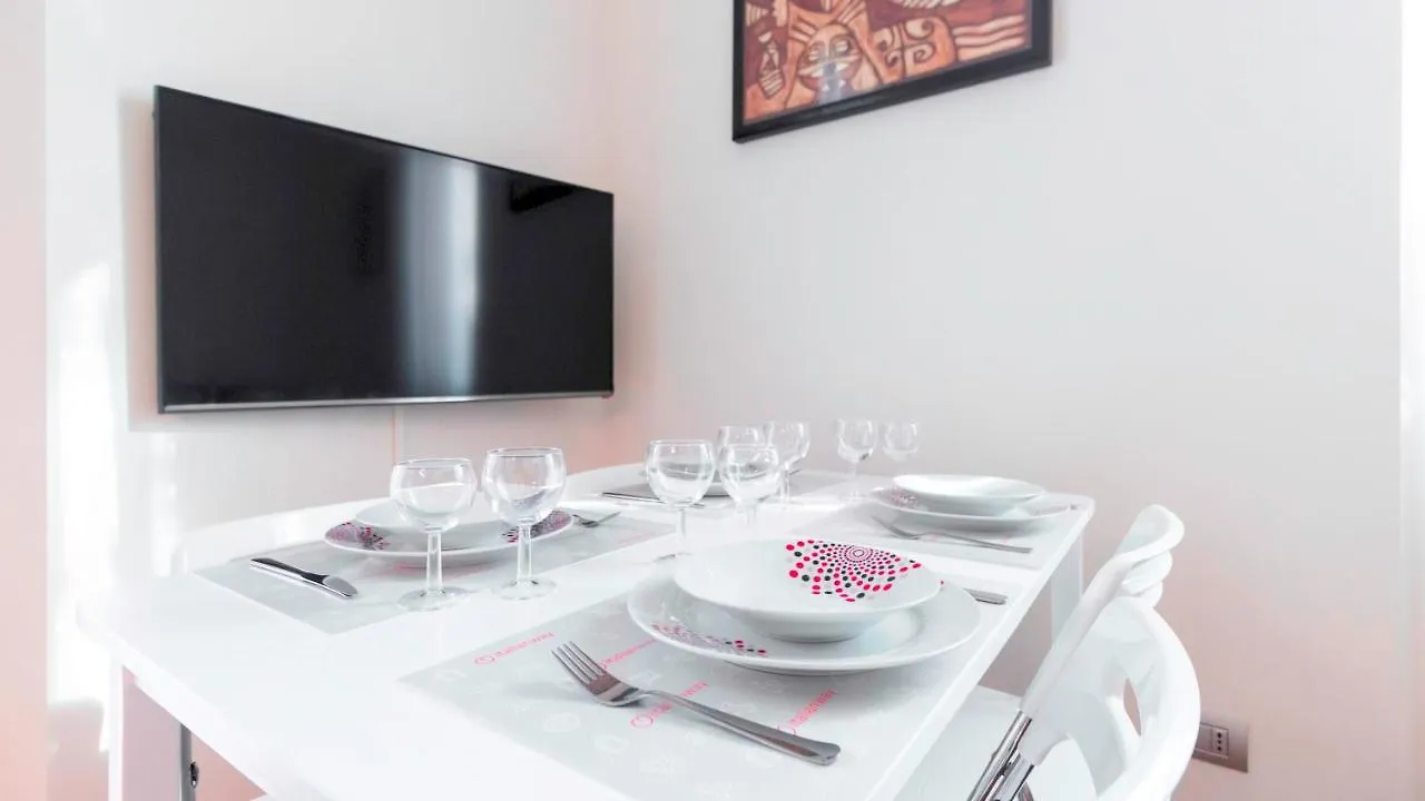 Appartamento Italianway - Nazario Sauro 5 Milano
