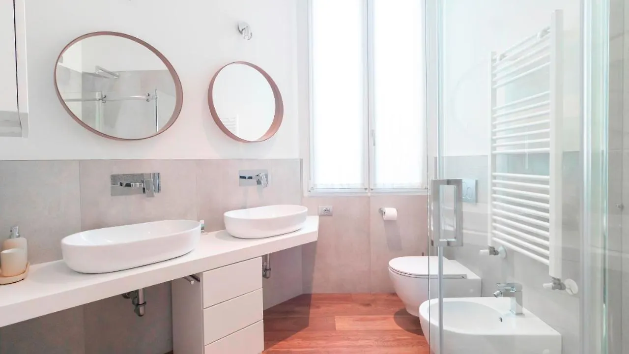 Italianway - Nazario Sauro 5 Appartement Milaan 0*,