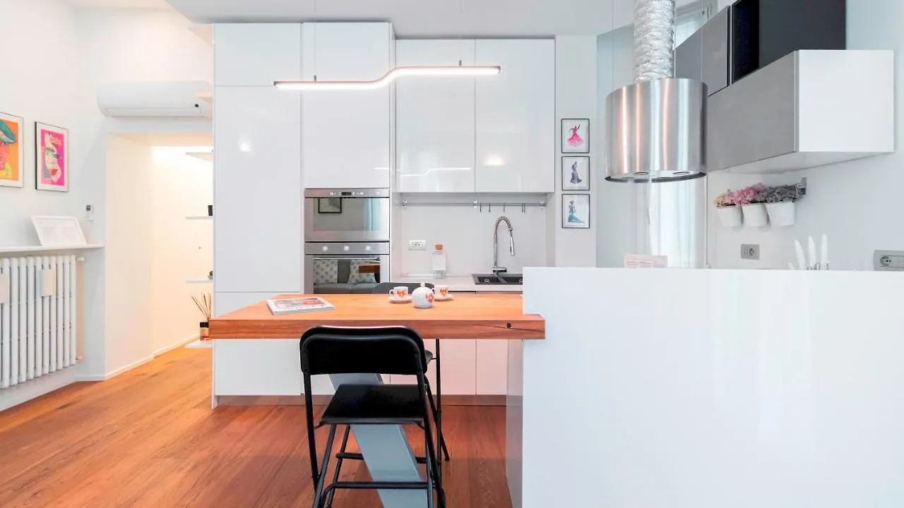 Italianway - Nazario Sauro 5 Apartment Milan